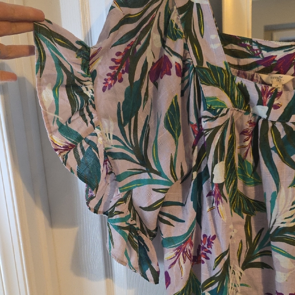 Terra & Sky Tropical Print Ruffle Blouse - Picture 2 of 4